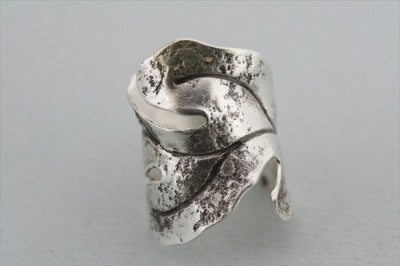 curled leaf ring