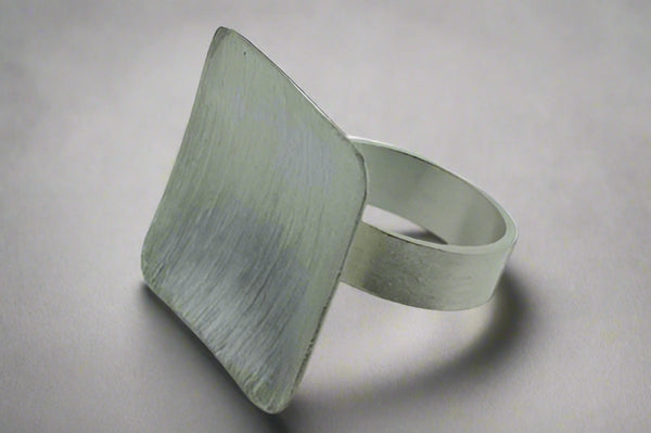 square dish scratched ring - Makers & Providers
