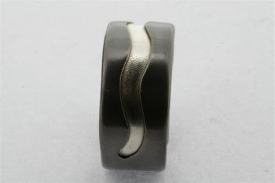 Swerve titanium/silver ring - silver - sterling silver and titanium - Makers & Providers