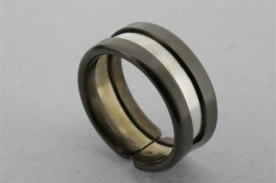 Line titanium/silver ring - silver - sterling silver and titanium - Makers & Providers