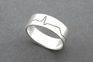 Healthy heartbeat ring - sterling silver - Makers & Providers