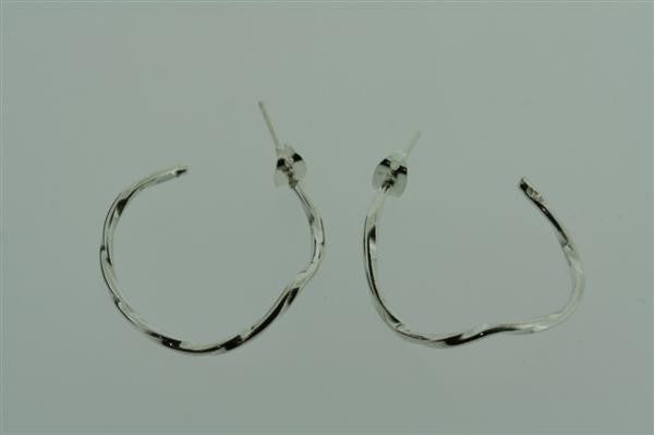 twist buckled hoop - Makers & Providers
